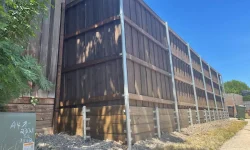 Fence With Retaining Wall